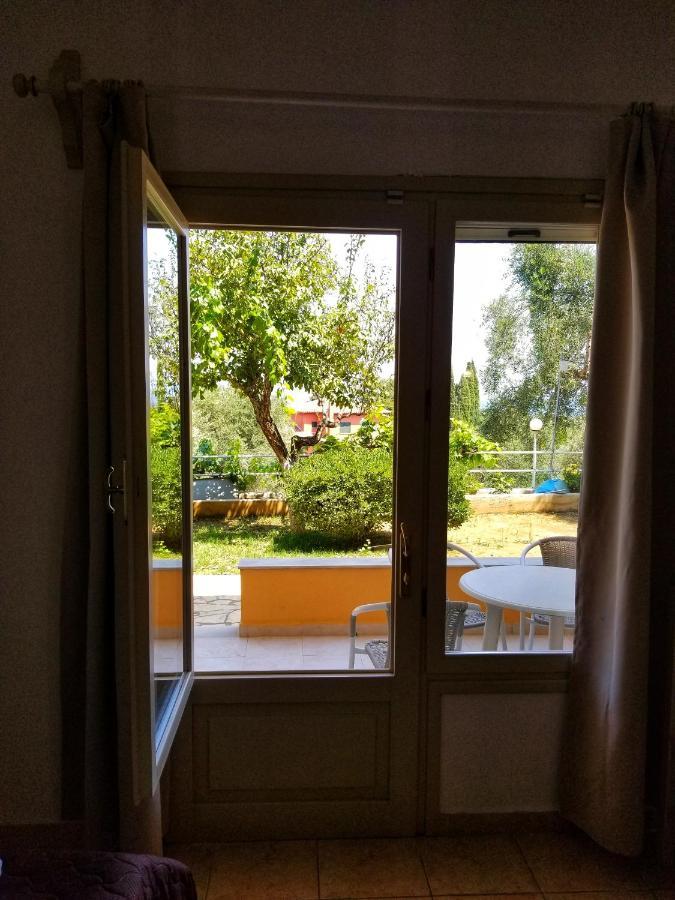Mirabello Hotel Apartments Dassia (Corfu) Exterior foto