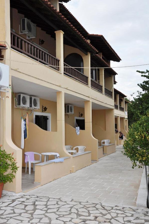 Mirabello Hotel Apartments Dassia (Corfu) Exterior foto